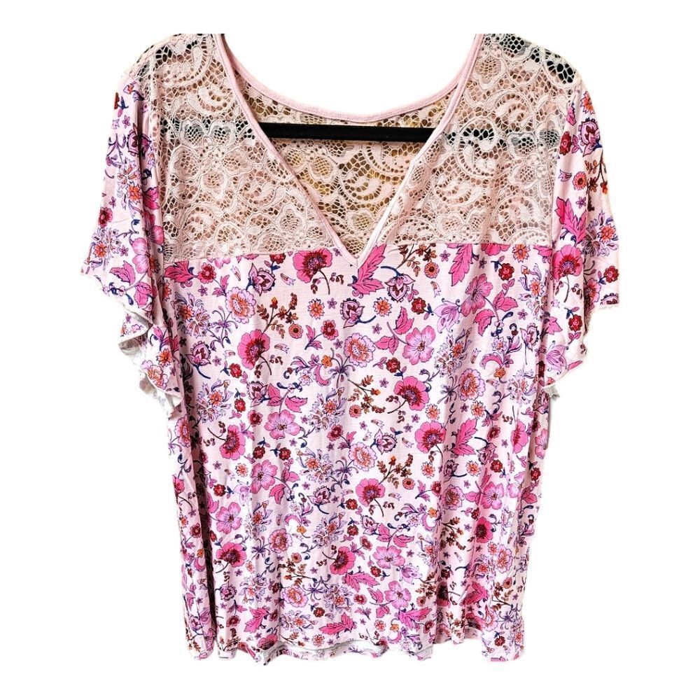 TORRID NEW Floral Jersey Knit Super Soft Slub Lace Yoke Flutter Sleeve Top